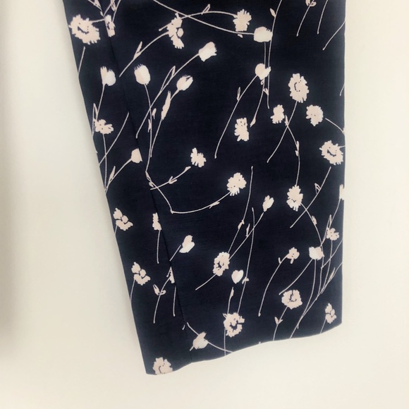 CLUB MONACO Floral Pants - Picture 3 of 5
